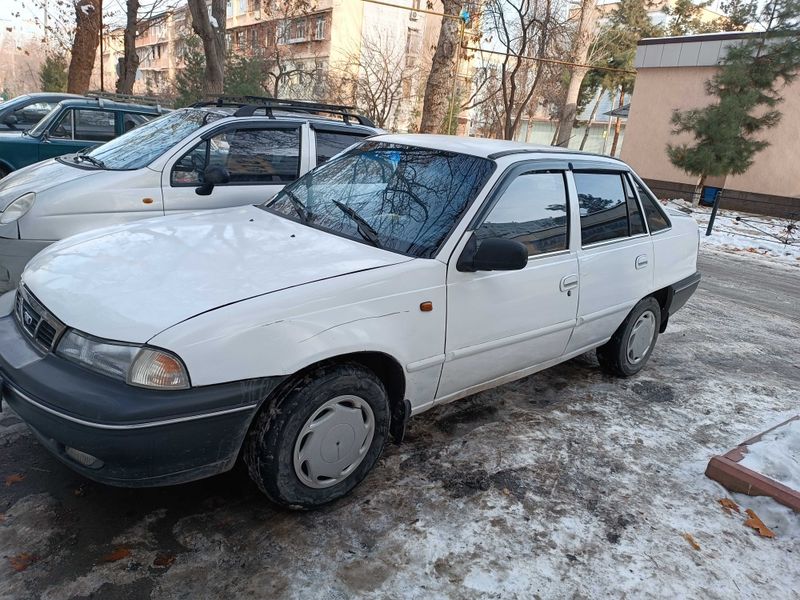 avtomobil Daewoo nexia 1