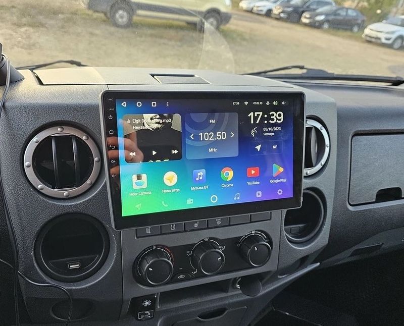 Магнитола для Газель Next CarPlay 13 android новая с рамкой Магнитола для Газель Next CarPlay 13 android новая с рамкой