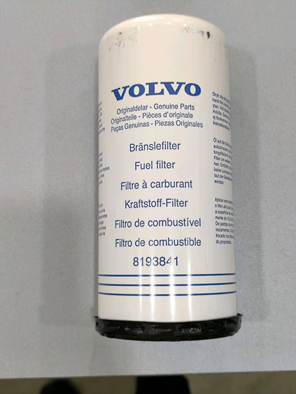filtr 8193841 ariginal.Fuel filtr.145volvo.