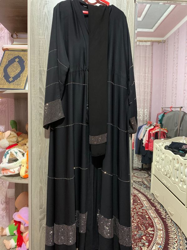 Abaya made in dubay