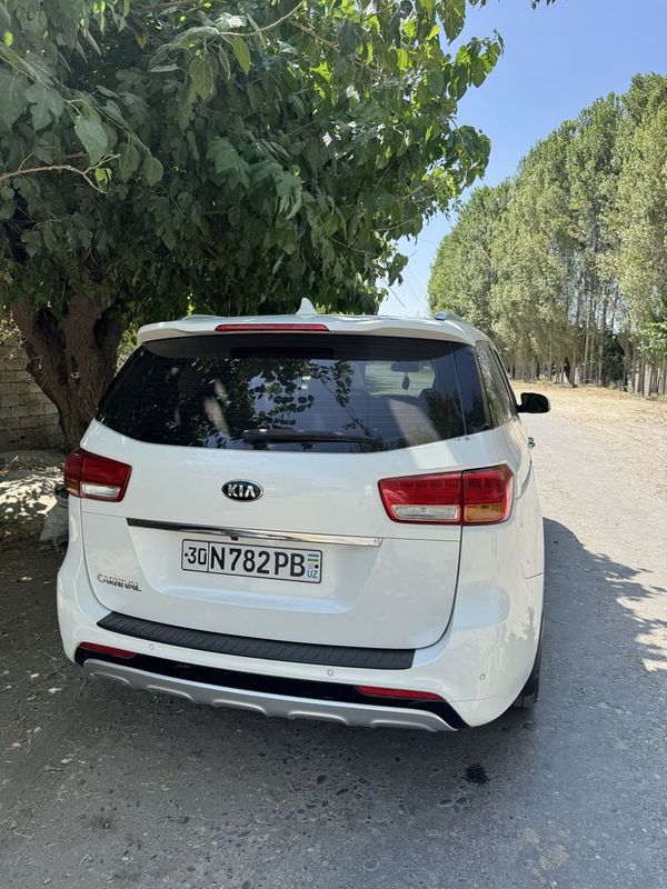 Kia karnival 2016 Kia karnival 2016
