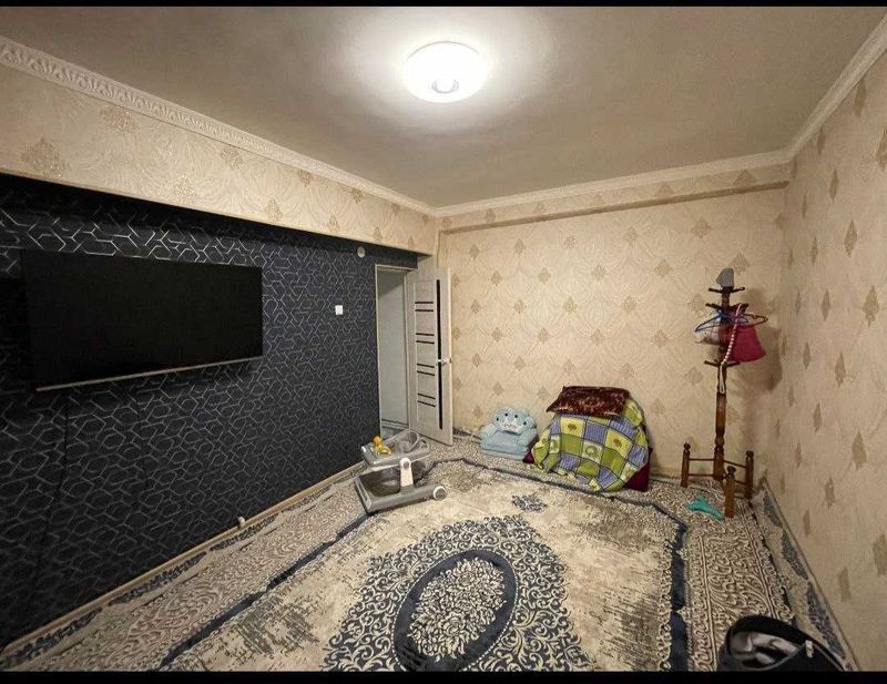 Шимолий кичик даха 11 домда 2 хонали 40 кв ли квартира сотилади.