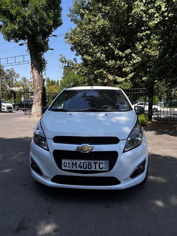 Chevrolet Spark 2015 yil Chevrolet Spark 2015 yil