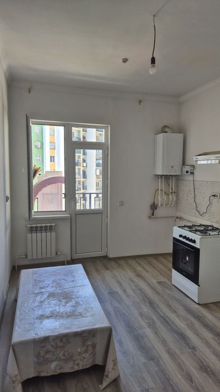 Янги Дархонда котта кочага якин уй оилага ижарага берилади Янги Дархонда котта кочага якин уй оилага ижарага берилади