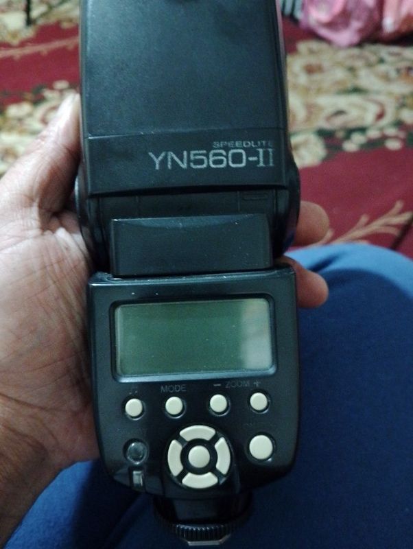 Спишка YN560-II SPEEDLITE. для фото б/у