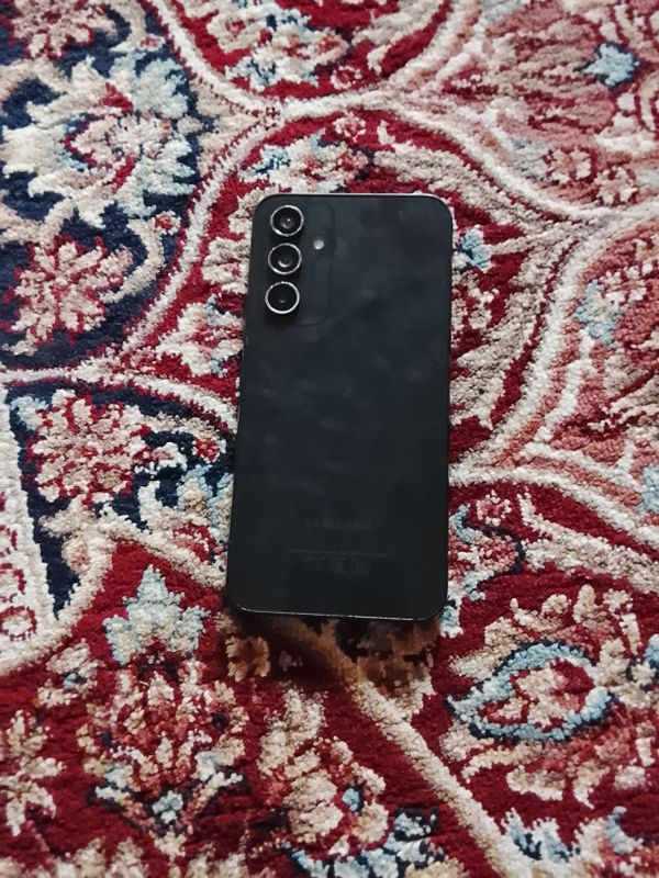 holat yangi madel Samsung a54 5g