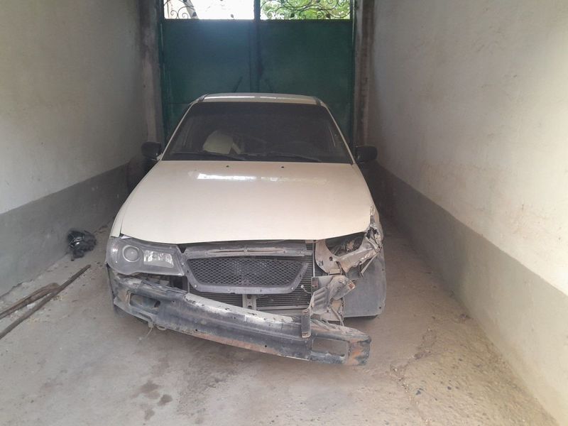 Срочно продам авто нексия 2 в аварийном состоянии. Срочно продам авто нексия 2 в аварийном состоянии.