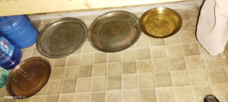 тарихий човгун ва патнис тогоралар бор. тарихий човгун ва патнис тогоралар бор.