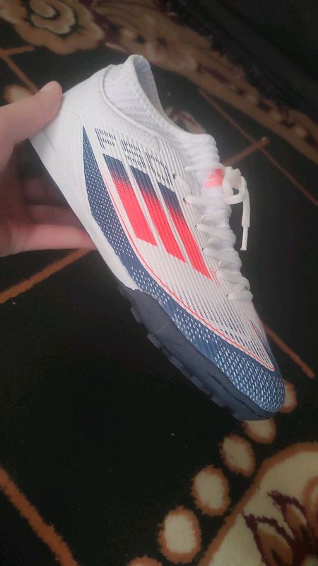 Adidas butsasi F50 42 razmer