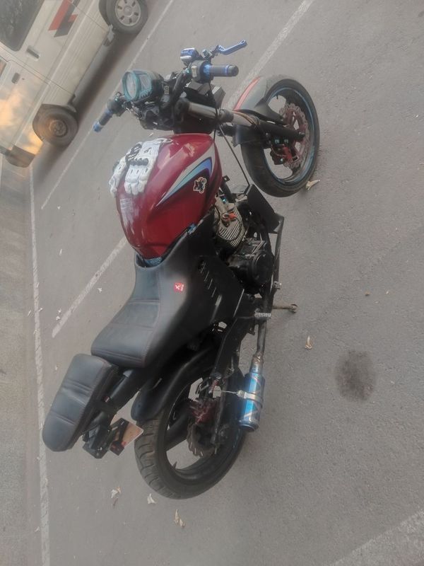 Мотоцикл 250кубов Срочно 750$ Мотоцикл 250кубов Срочно 750$