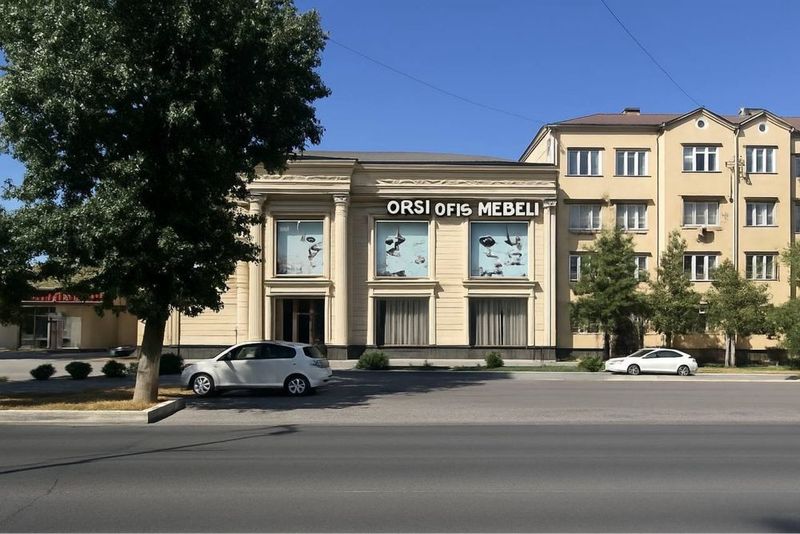 Тинчлик отдельно стоящее здание 6соток 900кв.м 4уровней угловая Тинчлик отдельно стоящее здание 6соток 900кв.м 4уровней угловая