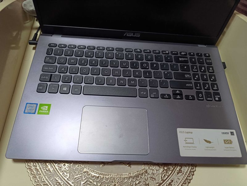 Asus I7 notebook sotiladi Asus I7 notebook sotiladi