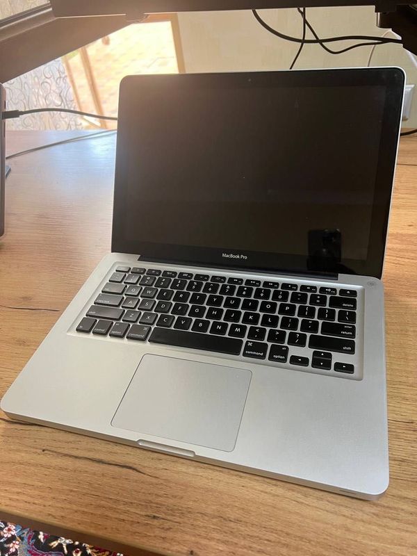 Продается MacBook Pro 13 Mid-2012, core i5, SSD 512, DDR3 16GB Продается MacBook Pro 13 Mid-2012, core i5, SSD 512, DDR3 16GB