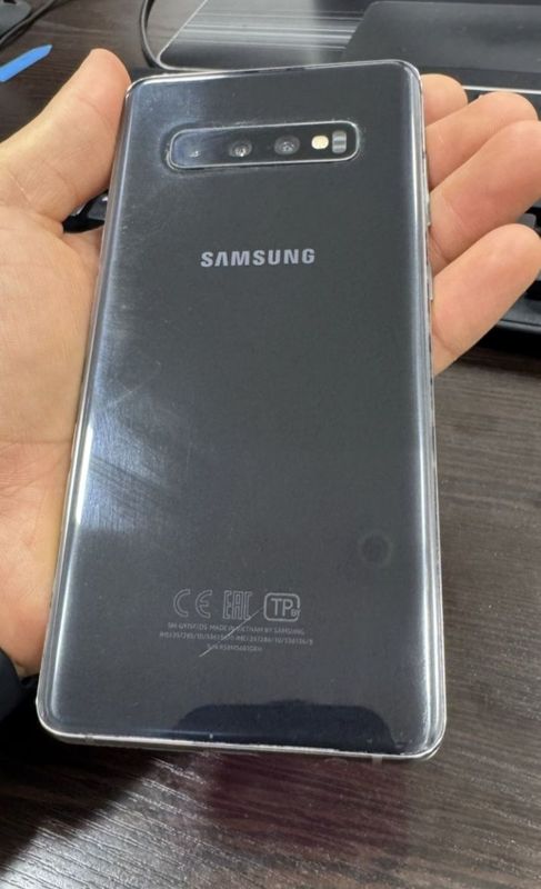 Samsung Galaxy s10+ Samsung Galaxy s10+