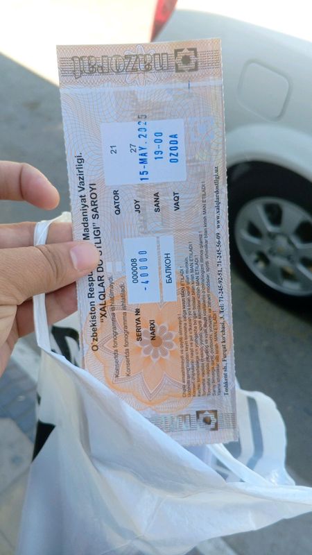 bilet balkonga 4ta bor ozini narhida bervaraman bilet balkonga 4ta bor ozini narhida bervaraman