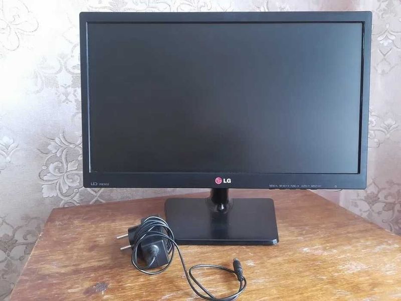 Монитор LG 19 " LED 19EN33S