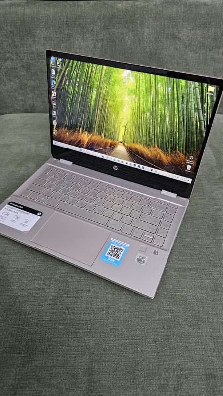 HP Pavilion x360 14