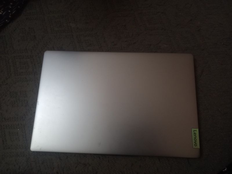Notbook LENOVO 2024 Notbook LENOVO 2024
