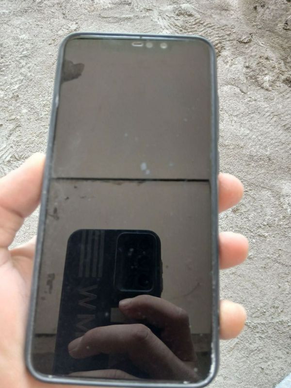 Redmi Not 6 pro telefon 4.64 xotra Dakument karopka yoq pasprt Kopia