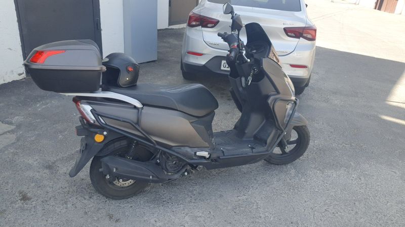 Skuter tiger 2 dugali 125 kub sm tezligi 80 ga chiqadi Skuter tiger 2 dugali 125 kub sm tezligi 80 ga chiqadi