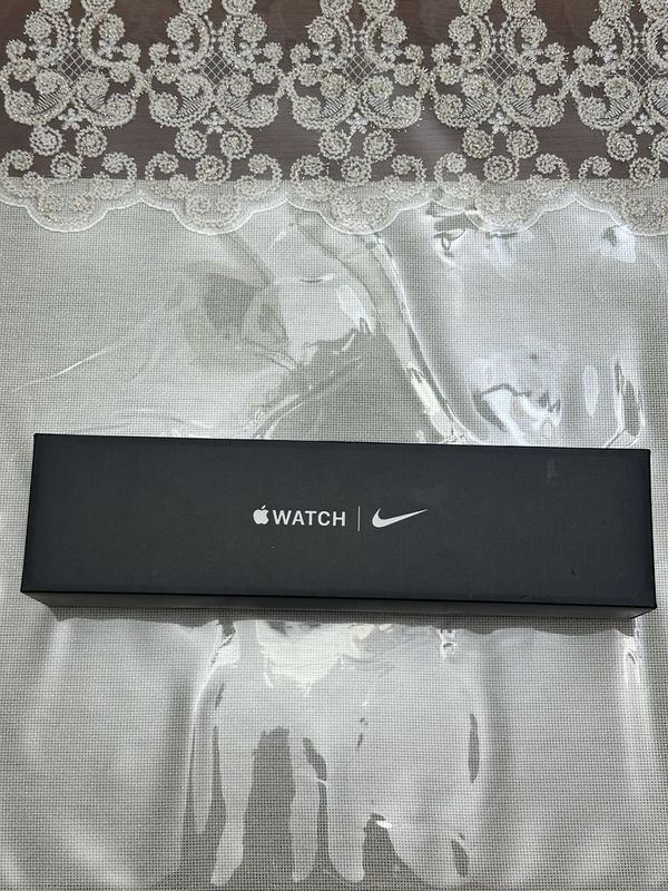Продаю apple watch 5 44 m nike edition Продаю apple watch 5 44 m nike edition