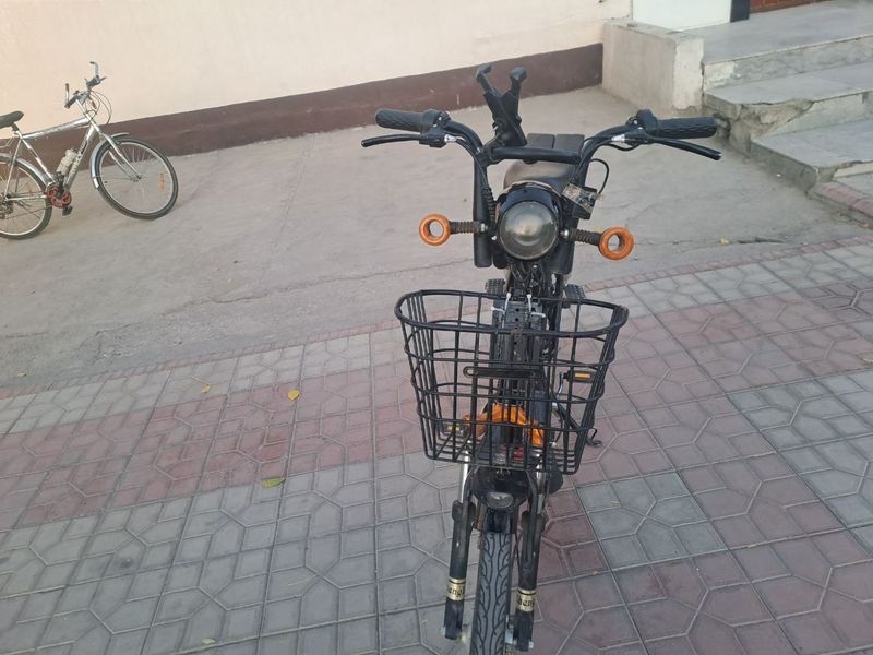 Модель скутера веласепедные