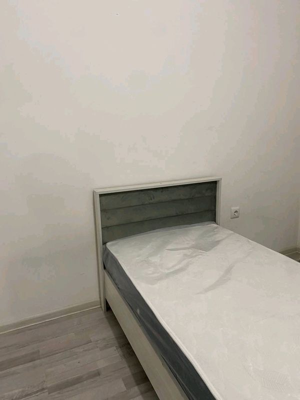 Krovat 1 kishilik Krovat 1 kishilik