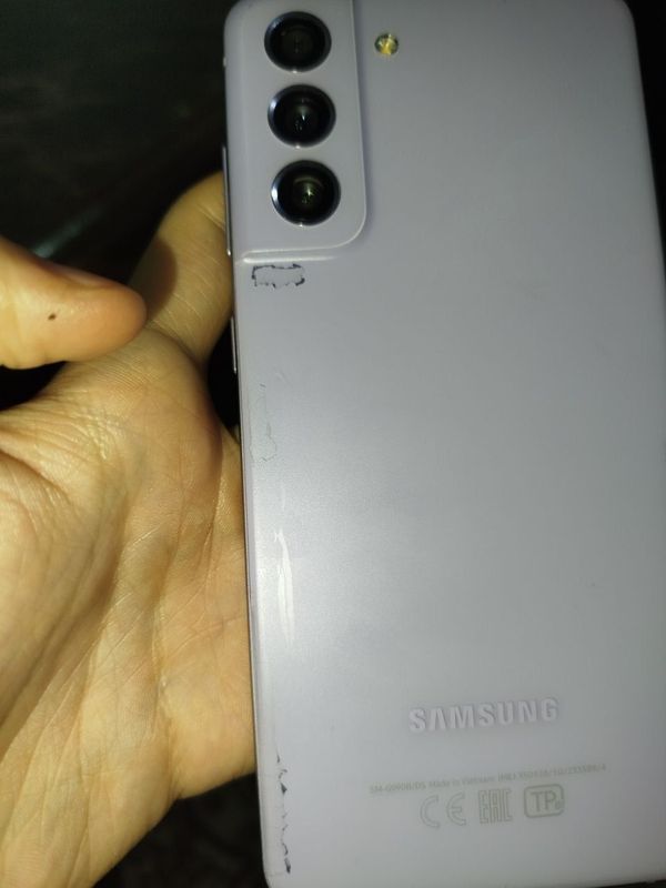 Samsung s21 fe 6|128