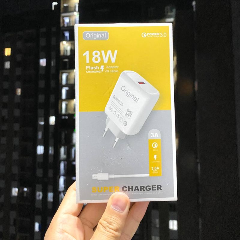 Komplekt tez zarydlovchi Golovka va kabel barcha Smartfonlar uchun 18W Komplekt tez zarydlovchi Golovka va kabel barcha Smartfonlar uchun 18W