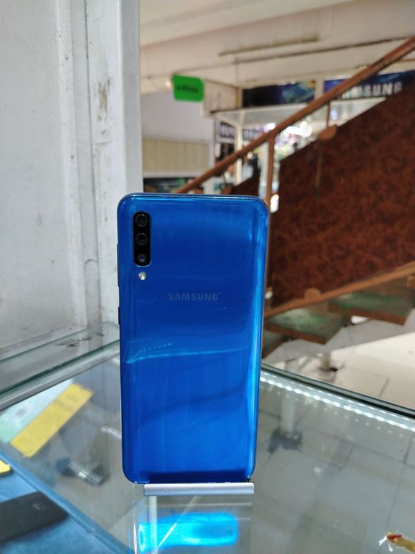 Samsung A50 4/64GB