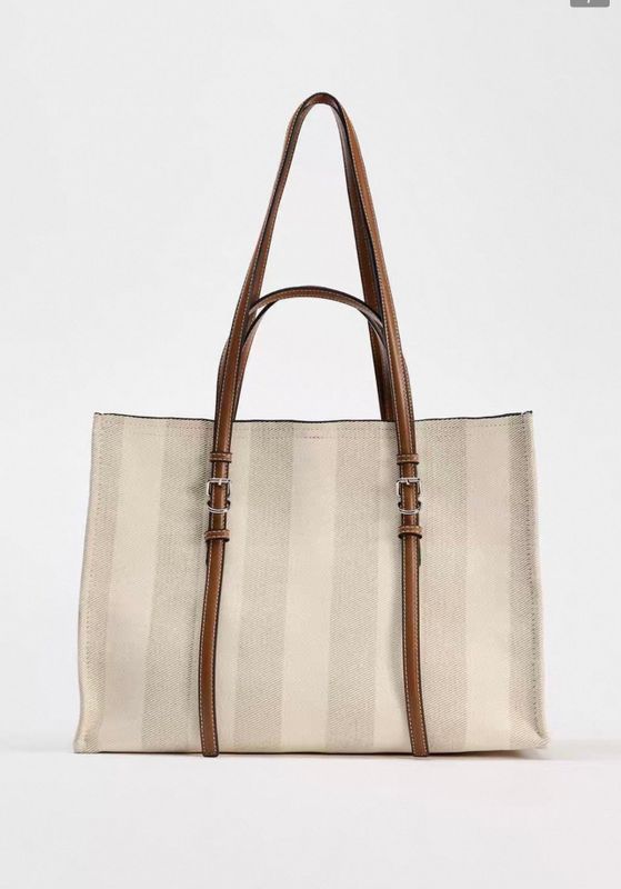 Сумка Zara.  В хорошем состоянии