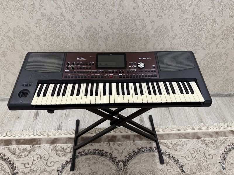 Korg PA 700 почти новый состояние отличное Korg PA 700 почти новый состояние отличное