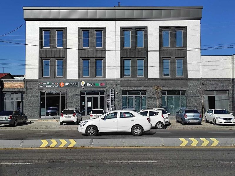Помещение под офис, магазин, 100 квадратов, 1 этаж Помещение под офис, магазин, 100 квадратов, 1 этаж