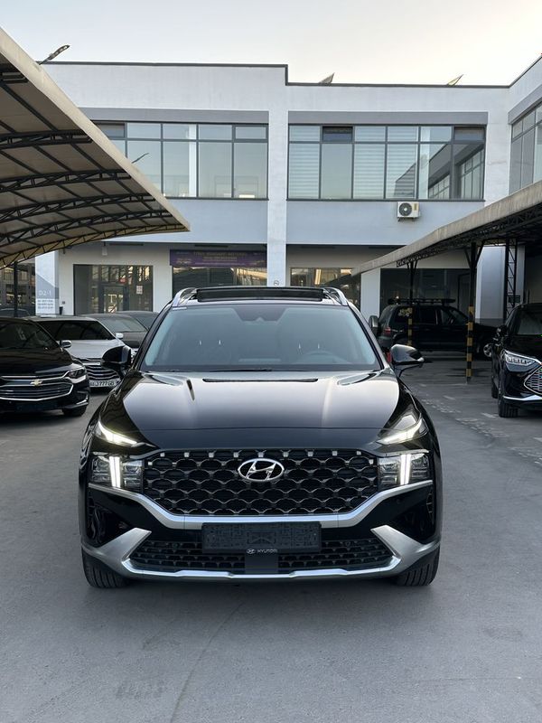 Hyundai santafe 2022 3.5 full qora toza Hyundai santafe 2022 3.5 full qora toza