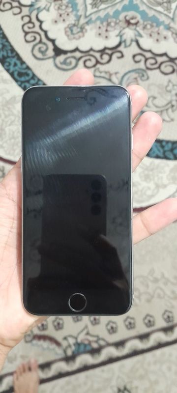 Iphone6 sotiladi srochniga 400 ming som kami bor