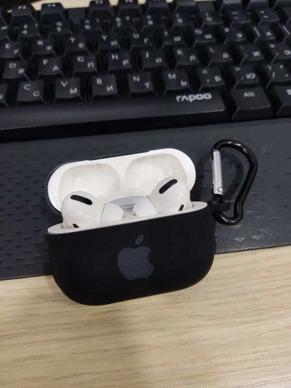 Airpods pro, чехол в подарок