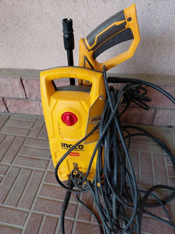 Мойка высокого давления ingco 1600w Мойка высокого давления ingco 1600w