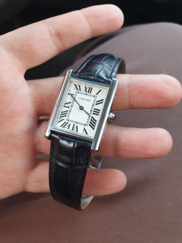 Cartier tank solo очен хорошего качества