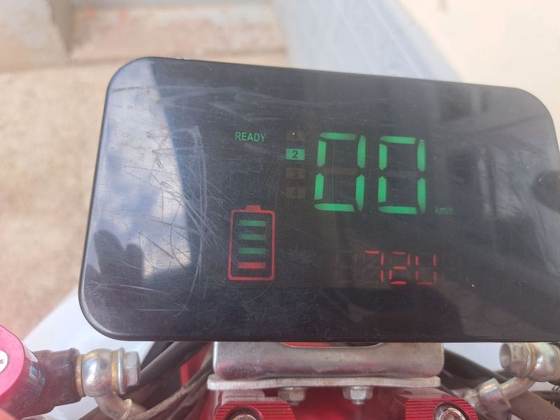 Skuter sotiladi 600$ Skuter sotiladi 600$