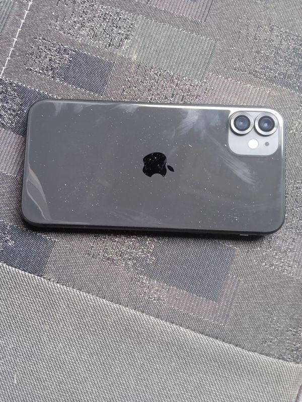 iPhone 11 sotiladi