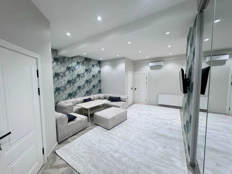 Паркентский• Vek • 2-комн • 55м² • этаж 4/9 • [336-KAT58]