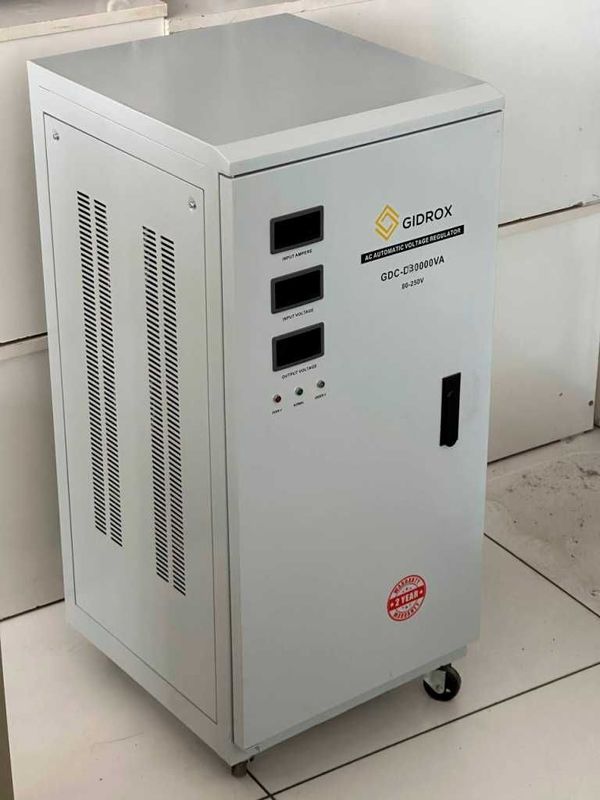 Стабилизатор от первый рук 30 kw Стабилизатор от первый рук 30 kw