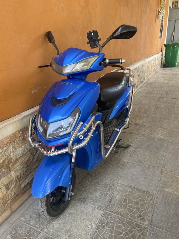 Arvi 700 elektro mototsekil
