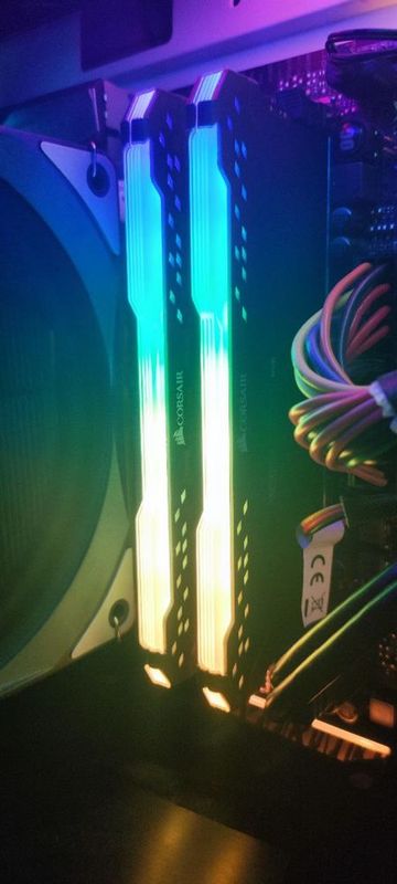 Corsair Vengeance RGB Pro 16GB 2×8GB DDR4 3600MHz CL18 Black