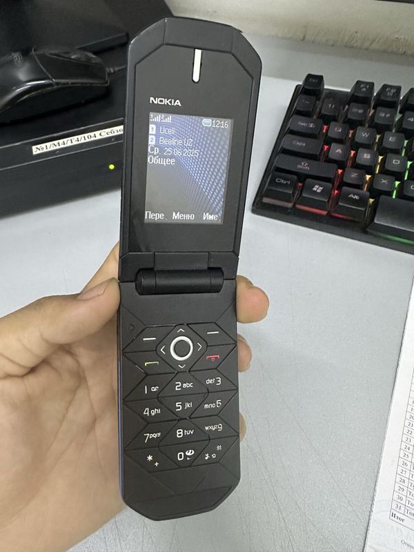 Nokia 7070 sotiladi Nokia 7070 sotiladi
