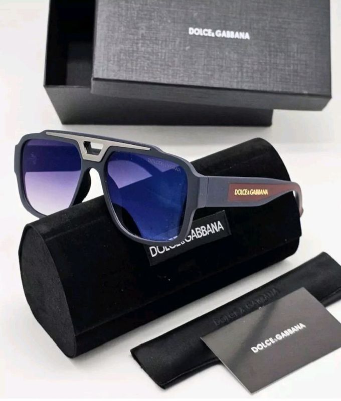 Солнцезащитные очки Dolce & Gabbana,новые,брэнд