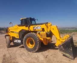 Аренда экскаватор погрузчик ЖСБ530-540 Аренда JCB530-540