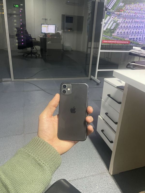 iPhone 11 ideal qiz bola ishlatkan