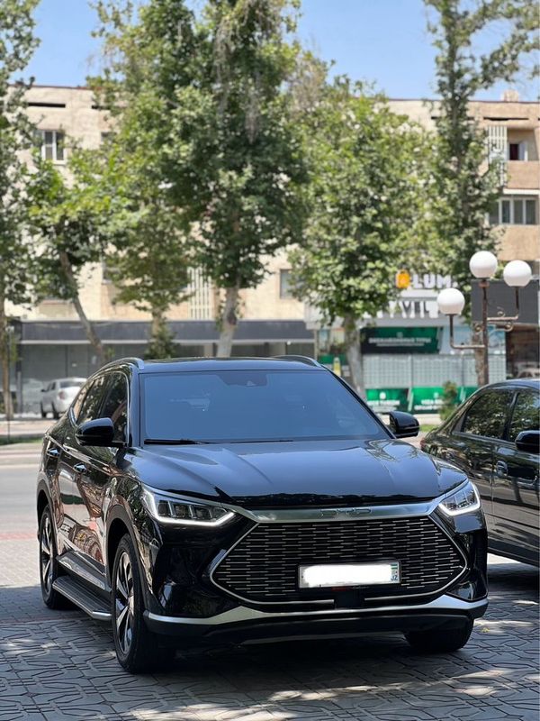 BYD Song PLUS AWD pozitsiya BYD Song PLUS AWD pozitsiya