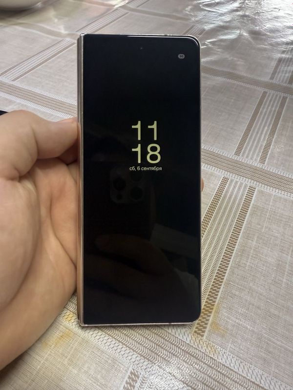 Продам samsung z fold 4 Продам samsung z fold 4